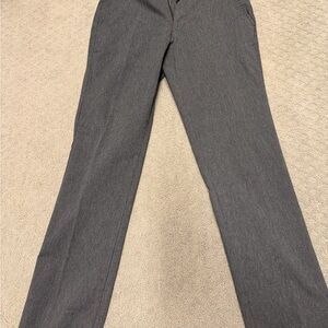 Mizzen+Main Charcoal 30x30 dress pants